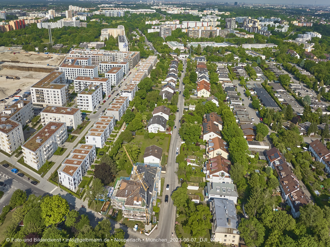 07.06.2023 - Aktuelle Luftbilder aus dem Alexisquartier und Pandion Verde in Neuperlach in München