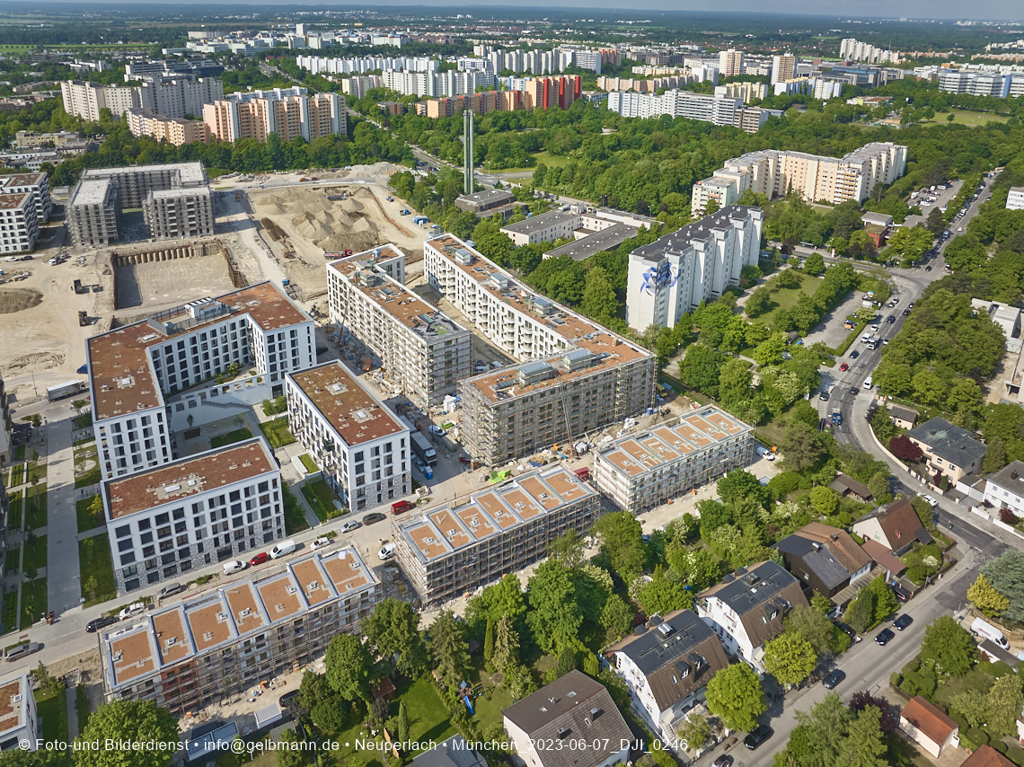 07.06.2023 - Aktuelle Luftbilder aus dem Alexisquartier und Pandion Verde in Neuperlach in München
