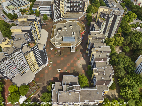 22.06.2023 - Marx-Zentrum, Studentenwohnheim, Wohnanlage Karl-Marx-Ring 52-62, KMR 53-57c Umgebung