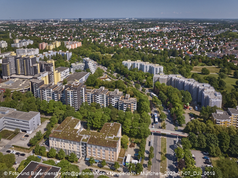 07.07.2023 - Marx-Zentrum, Studentenwohnheim, Wohnanlage Karl-Marx-Ring 52-62, KMR 53-57c Umgebung