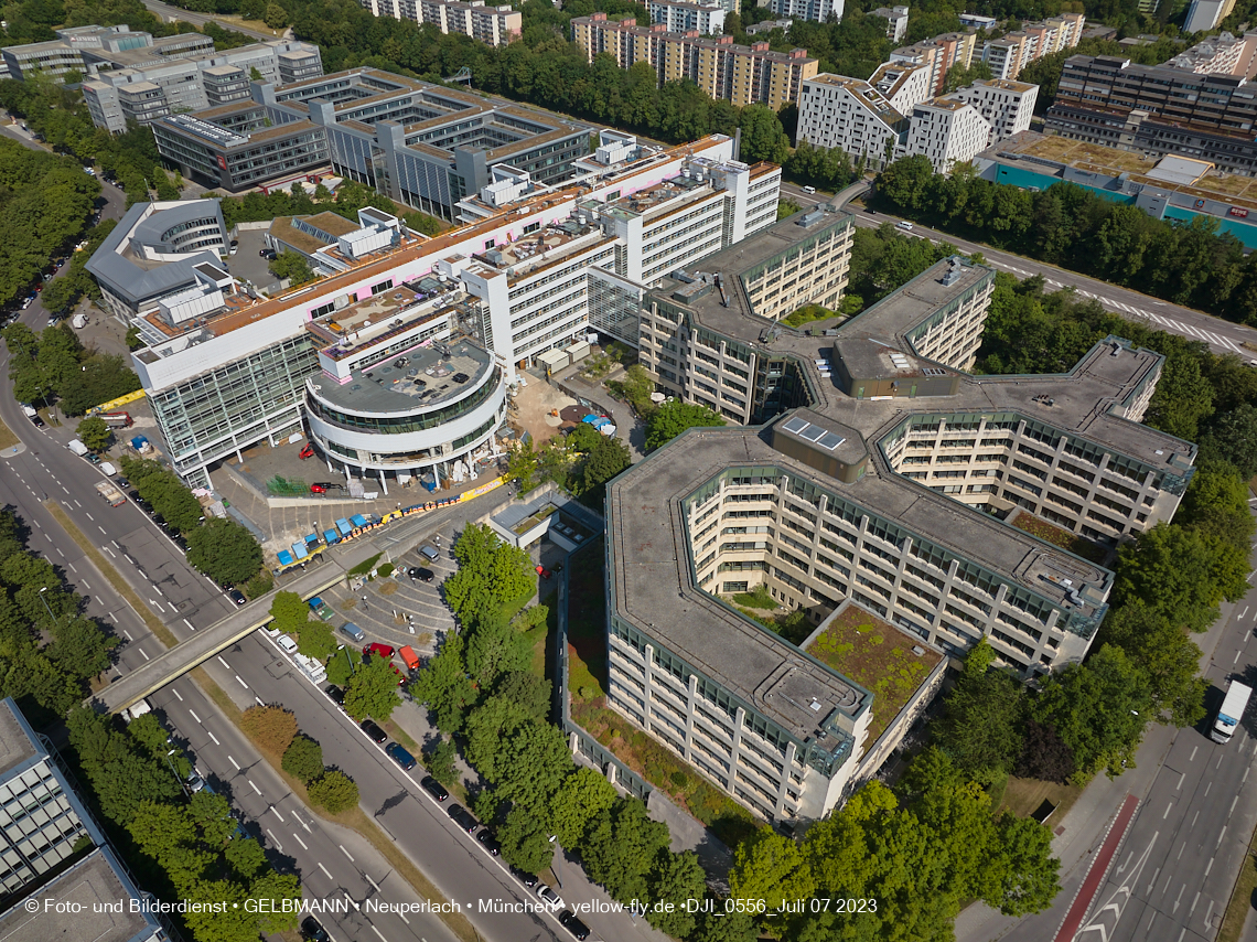 07.07.2023 - Wohnring Neuperlach mit ehemaliger Allianz und Vereinte und Umgebung