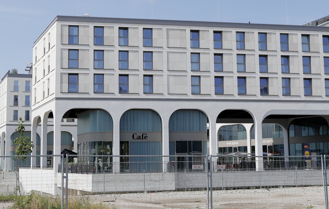 22.07.2023 - das Perlach Plaza in Neuperlach