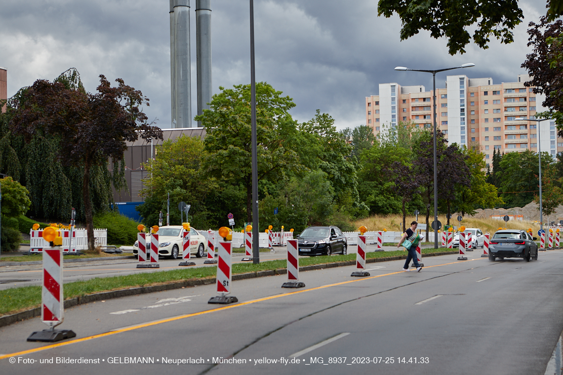 25.07.2023 - Zufahrtswege ins Alexisquartier in Neuperlach