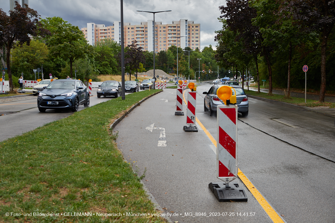 25.07.2023 - Zufahrtswege ins Alexisquartier in Neuperlach