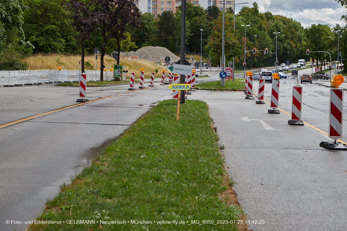 25.07.2023 - Zufahrtswege ins Alexisquartier in Neuperlach