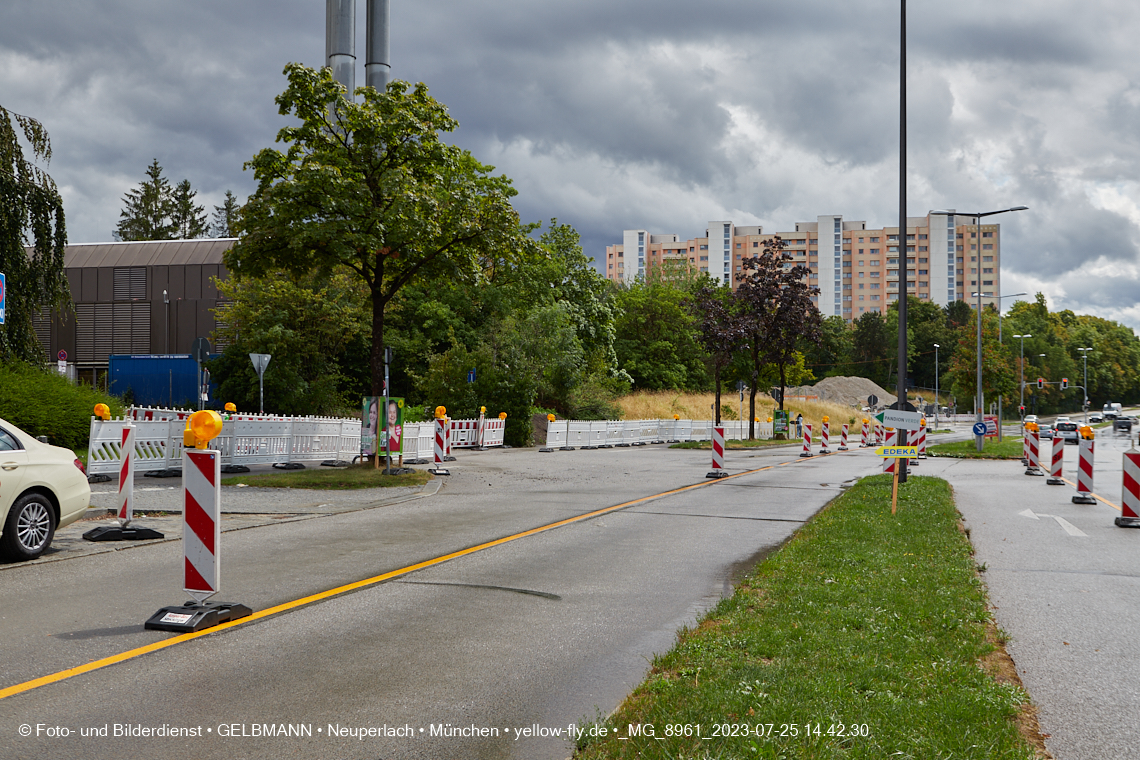 25.07.2023 - Zufahrtswege ins Alexisquartier in Neuperlach