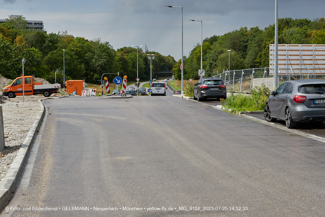 25.07.2023 - Zufahrtswege ins Alexisquartier in Neuperlach