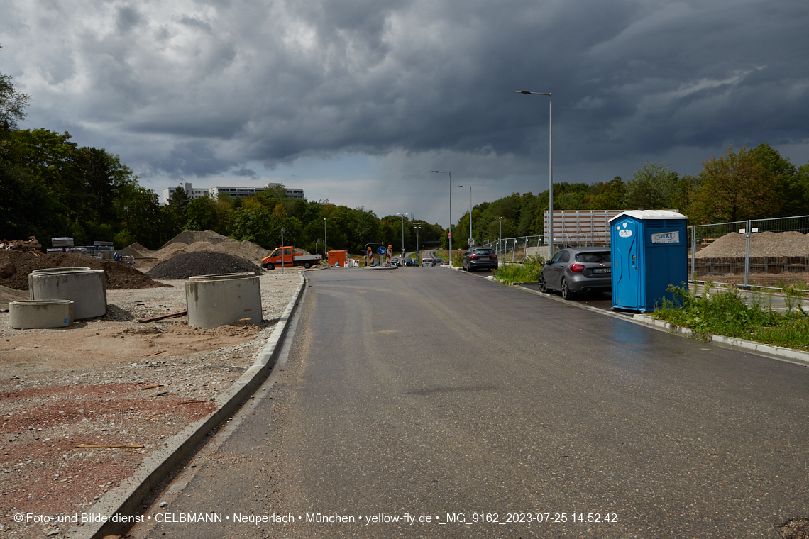 25.07.2023 - Zufahrtswege ins Alexisquartier in Neuperlach