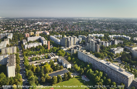 11.09.2023 - Marx-Zentrum und Karl-Marx-Ring 52-62 in Neuperlach