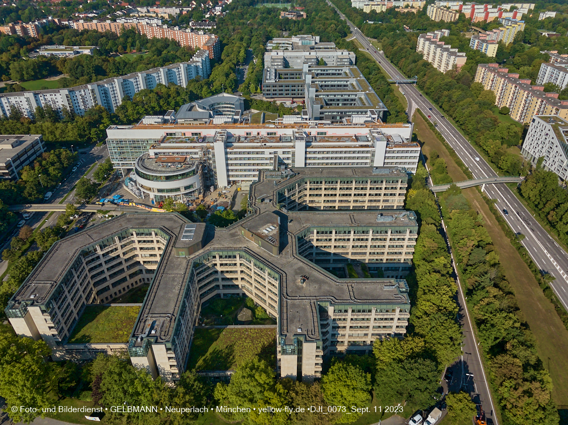 11.09.2023 - Der Wohnring und das ehemalige Allianzgebäude in Neuperlach