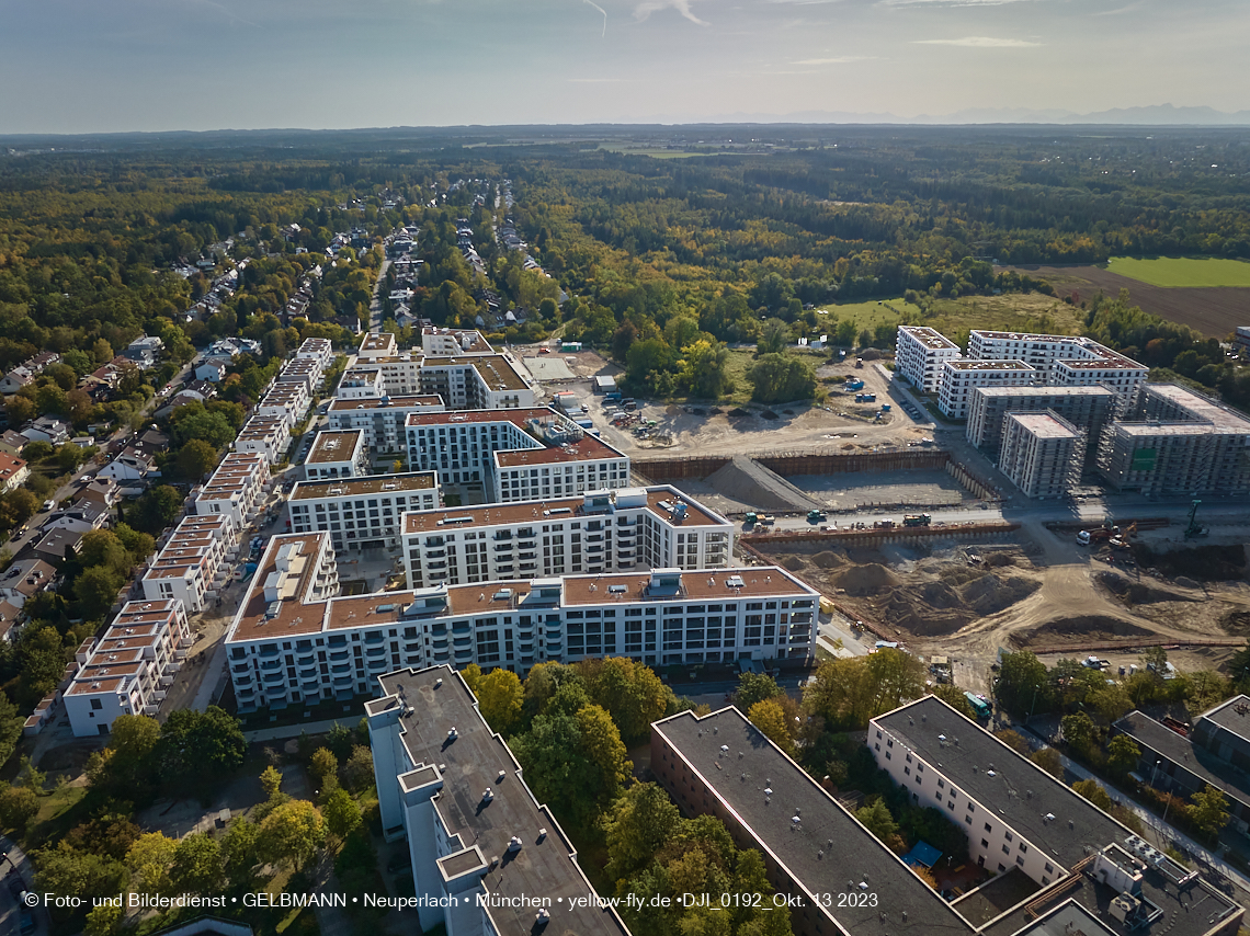 13.10.2023 - DEMOS-Baustelle und BayernHeim-Baustelle Alexisquartier udn Pandion Verde in Neuperlach