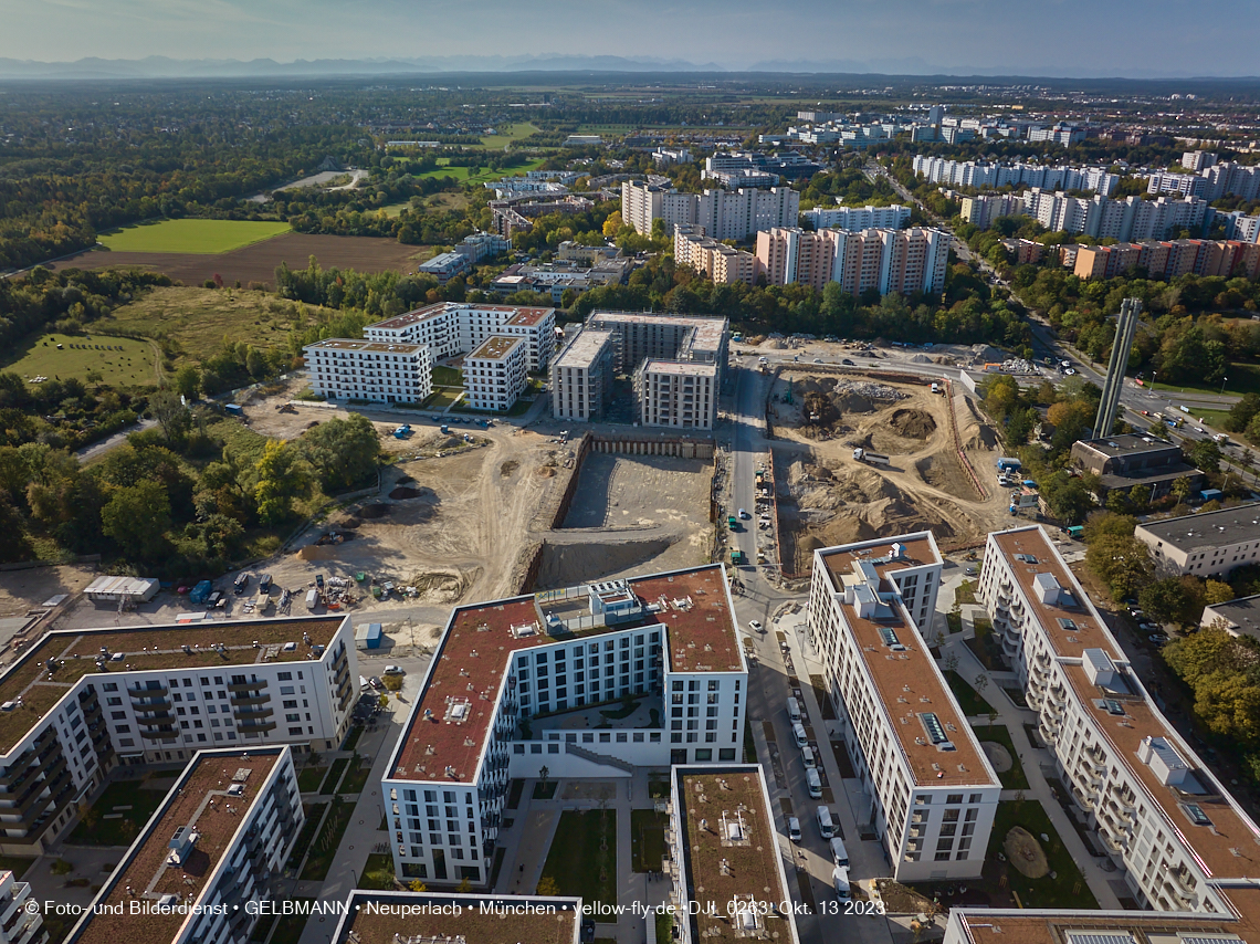 13.10.2023 - DEMOS-Baustelle und BayernHeim-Baustelle Alexisquartier udn Pandion Verde in Neuperlach