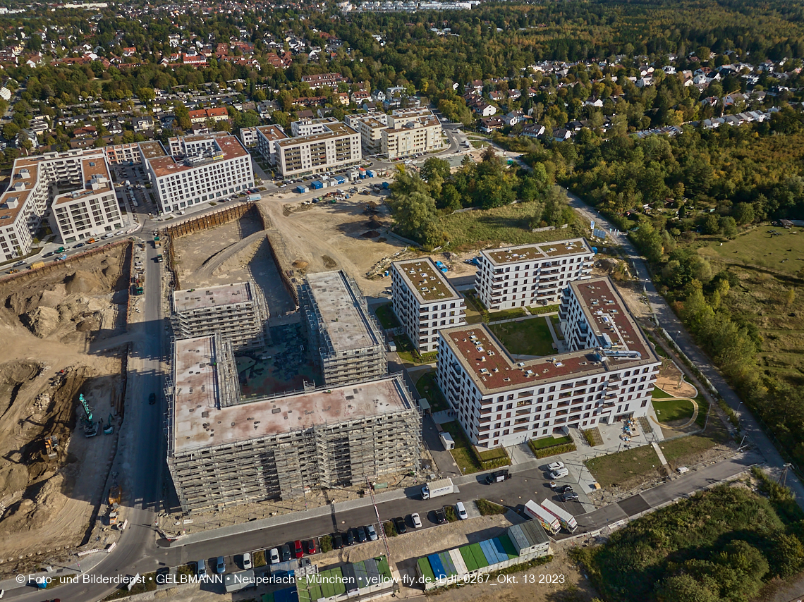 13.10.2023 - DEMOS-Baustelle und BayernHeim-Baustelle Alexisquartier udn Pandion Verde in Neuperlach