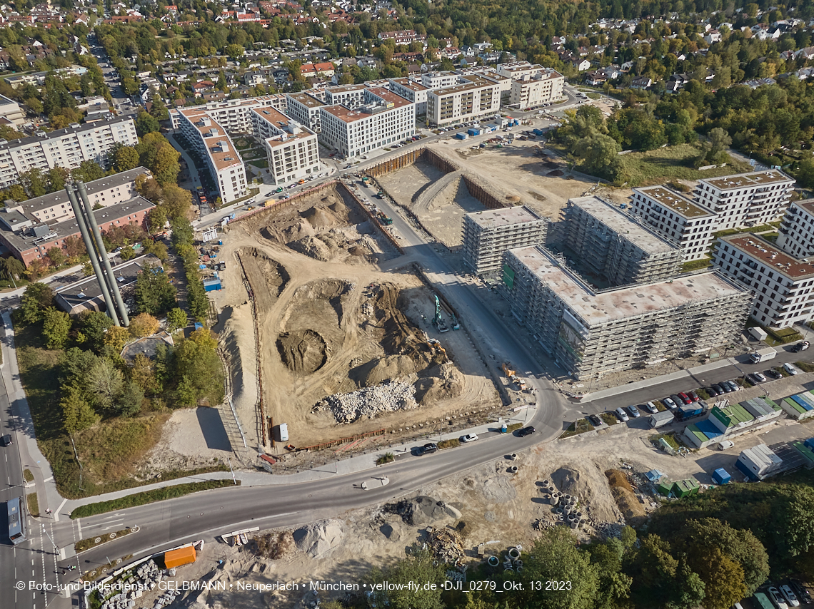 13.10.2023 - DEMOS-Baustelle und BayernHeim-Baustelle Alexisquartier udn Pandion Verde in Neuperlach