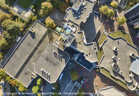 13.10.2023 - Karl-Marx-Ring 52-62 und Marx-Zentrum mit Umgebung in Neuperlach