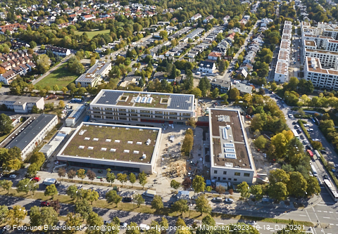 13.10.2023 - Karl-Marx-Ring 52-62 und Marx-Zentrum mit Umgebung in Neuperlach