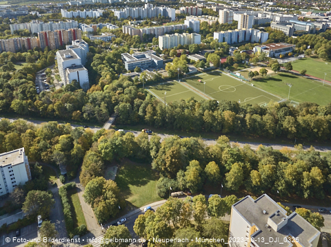 13.10.2023 - Karl-Marx-Ring 52-62 und Marx-Zentrum mit Umgebung in Neuperlach