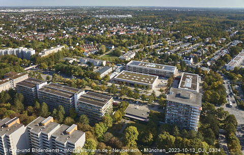 13.10.2023 - Karl-Marx-Ring 52-62 und Marx-Zentrum mit Umgebung in Neuperlach