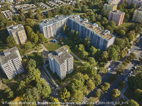 13.10.2023 - Baustelle Karl-Marx-Ring 11-21 in Neuperlach