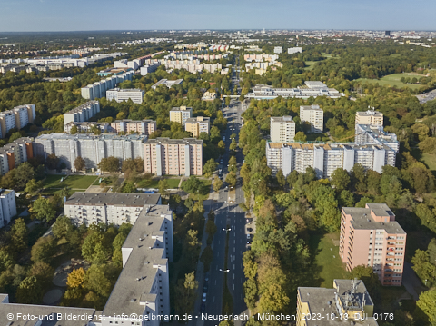 13.10.2023 - Baustelle Karl-Marx-Ring 11-21 in Neuperlach