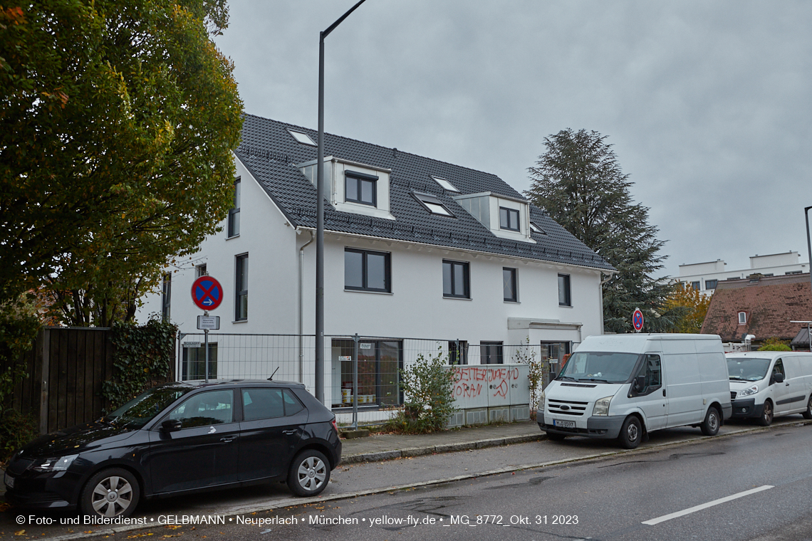 31.10.2023 - Baustelle Niederalmstraße 16 und Hugo-Lang-Bogen in Neuperlach