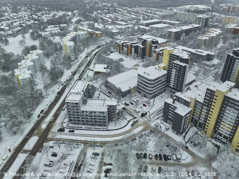 04.12.2023 - Marx-Zentrum, Studentenwohnheim und Wohnanlage Karl-Marx-Ring 52-62 und KMR 53-57c