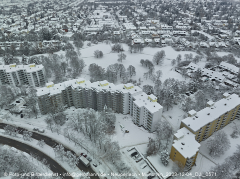 04.12.2023 - Marx-Zentrum, Studentenwohnheim und Wohnanlage Karl-Marx-Ring 52-62 und KMR 53-57c