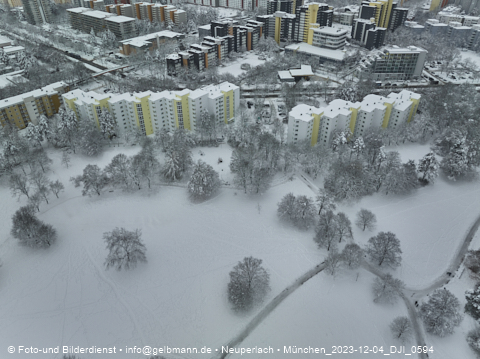 04.12.2023 - Marx-Zentrum, Studentenwohnheim und Wohnanlage Karl-Marx-Ring 52-62 und KMR 53-57c