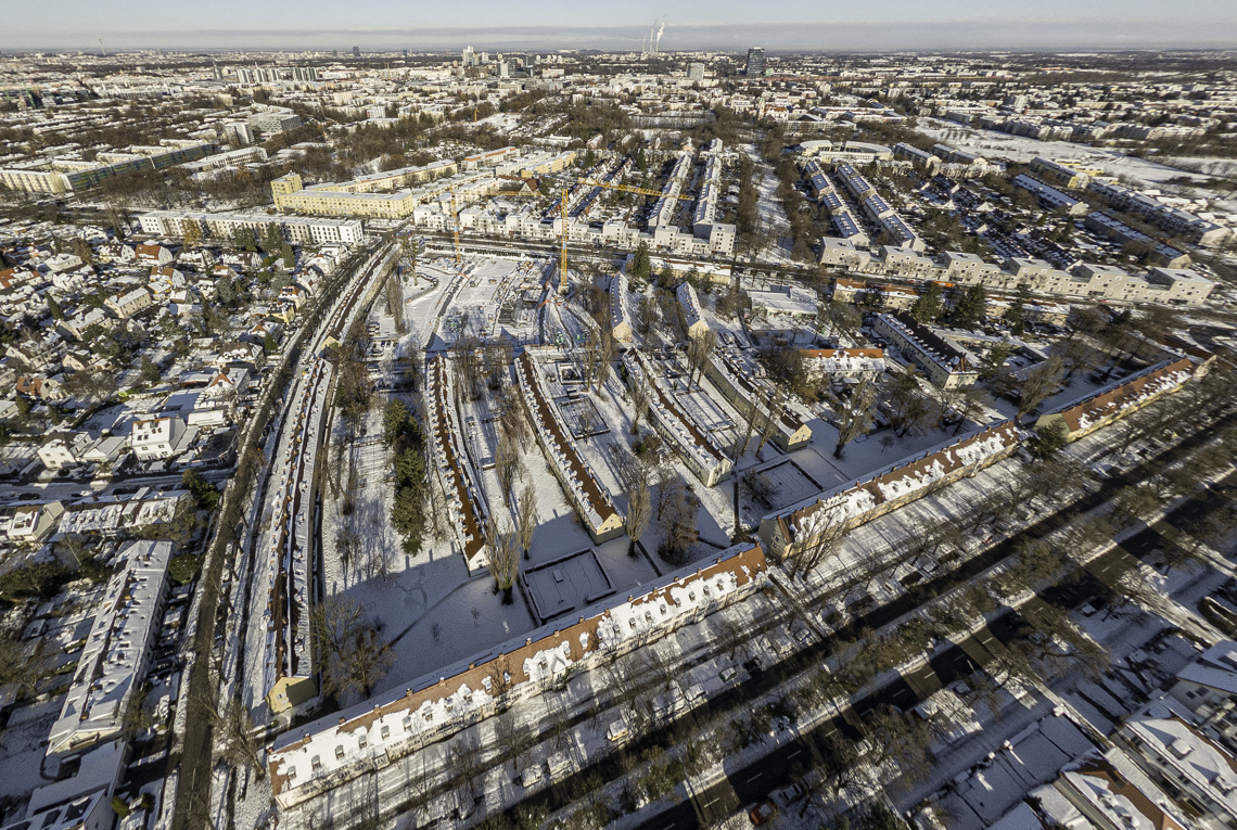 06.12.2021 - Baustelle Maikäfersiedlung in Berg-am-Laim und Neuperlach