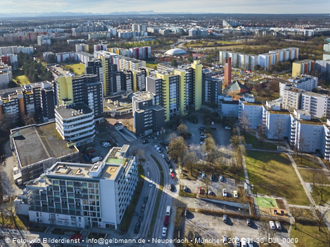 30.01.2024 - Marx-Zentrum, Studentenwohnheim und Wohnanlage Karl-Marx-Ring 52-62 und KMR 53-57c