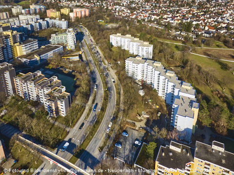 30.01.2024 - Marx-Zentrum, Studentenwohnheim und Wohnanlage Karl-Marx-Ring 52-62 und KMR 53-57c