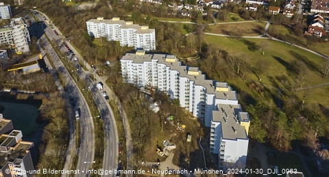 30.01.2024 - Marx-Zentrum, Studentenwohnheim und Wohnanlage Karl-Marx-Ring 52-62 und KMR 53-57c