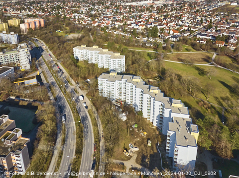30.01.2024 - Marx-Zentrum, Studentenwohnheim und Wohnanlage Karl-Marx-Ring 52-62 und KMR 53-57c