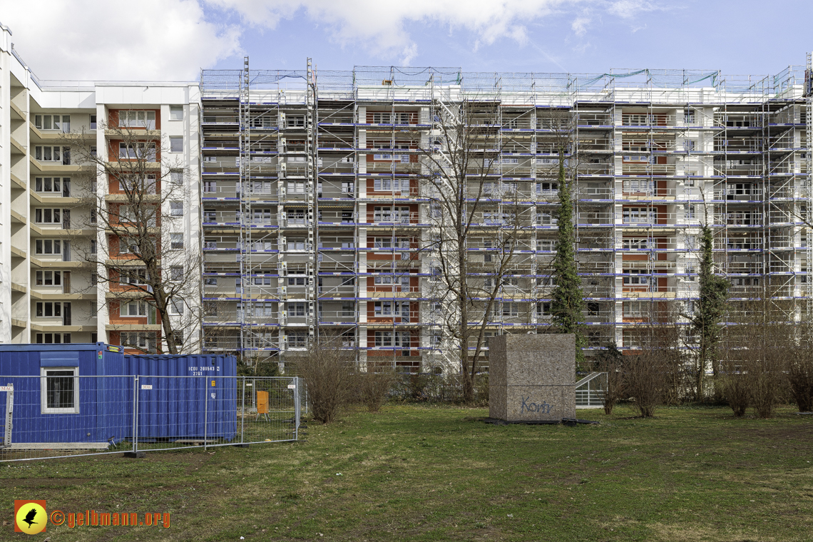 15.03.2024 - Gerüstabbau am Karl-Marx-Ring 11-21