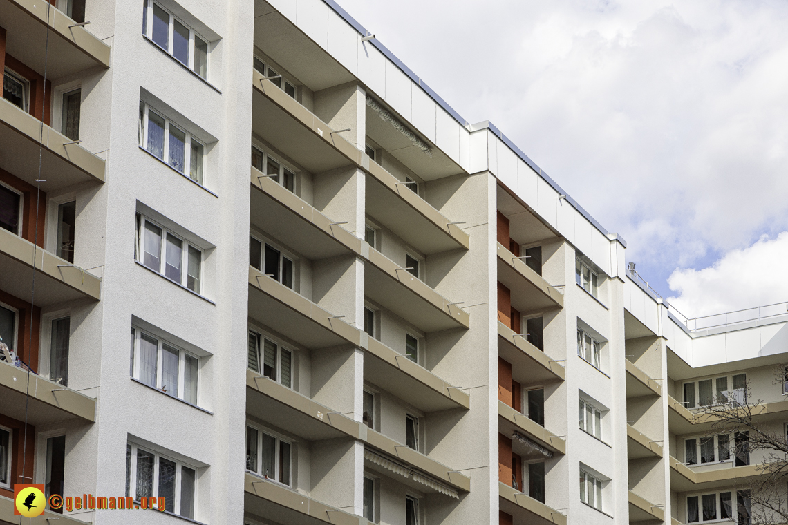 15.03.2024 - Gerüstabbau am Karl-Marx-Ring 11-21