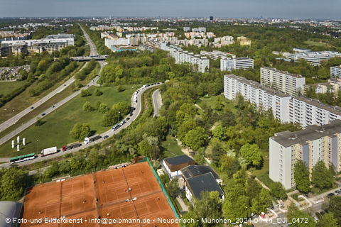 14.04.2024 - Marx-Zentrum, Studentenwohnheim und Wohnanlage Karl-Marx-Ring 52-62 und KMR 53-57c