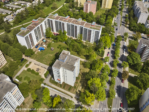 30.04.2024 - Baustelle Karl-Marx-Ring 11-21 in Neuperlach