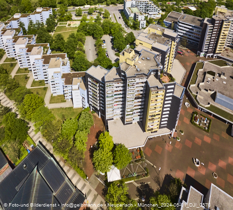 01.05.2024 - Marx-Zentrum, Studentenwohnheim und Wohnanlage Karl-Marx-Ring 52-62 und KMR 53-57c