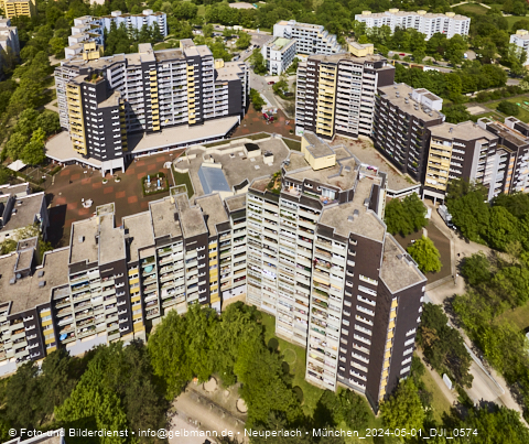 01.05.2024 - Marx-Zentrum, Studentenwohnheim und Wohnanlage Karl-Marx-Ring 52-62 und KMR 53-57c