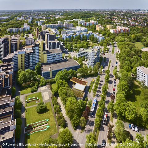 01.05.2024 - Marx-Zentrum, Studentenwohnheim und Wohnanlage Karl-Marx-Ring 52-62 und KMR 53-57c