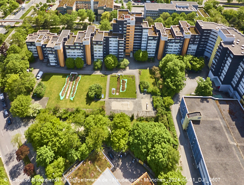 01.05.2024 - Marx-Zentrum, Studentenwohnheim und Wohnanlage Karl-Marx-Ring 52-62 und KMR 53-57c