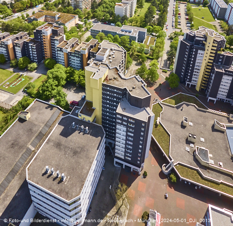 01.05.2024 - Marx-Zentrum, Studentenwohnheim und Wohnanlage Karl-Marx-Ring 52-62 und KMR 53-57c