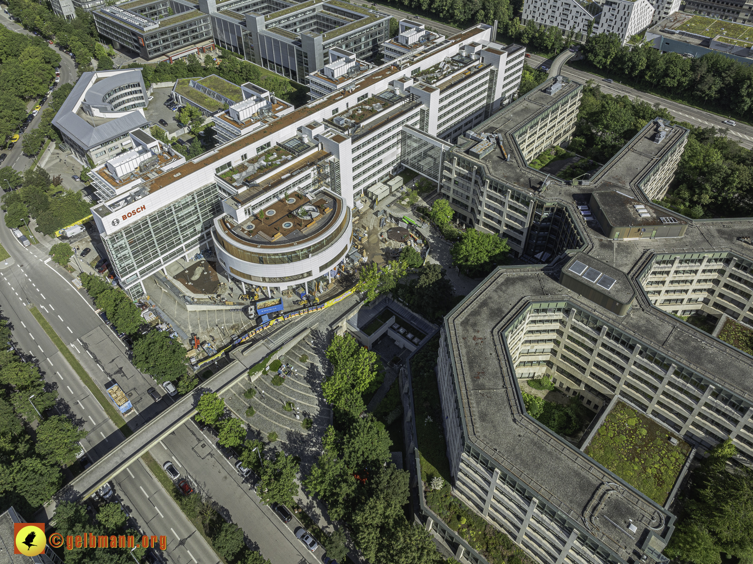 30.05.2024 - das ehemalige Allianzbürohaus ist jetzt BOSCH in Neuperlach und Umgebung