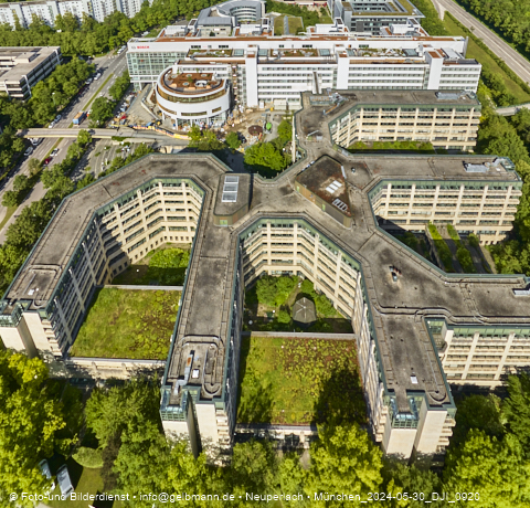 30.05.2024 - Marx-Zentrum, Studentenwohnheim, Wohnanlage Karl-Marx-Ring 52-62, KMR 53-57c Umgebung