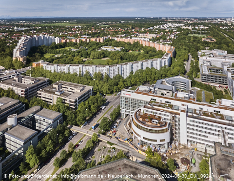 30.05.2024 - Marx-Zentrum, Studentenwohnheim, Wohnanlage Karl-Marx-Ring 52-62, KMR 53-57c Umgebung