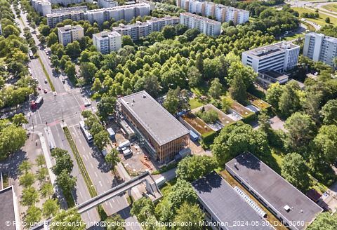 30.05.2024 - Marx-Zentrum, Studentenwohnheim, Wohnanlage Karl-Marx-Ring 52-62, KMR 53-57c Umgebung