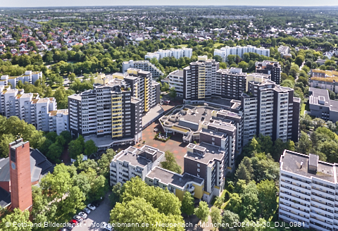 30.05.2024 - Marx-Zentrum, Studentenwohnheim, Wohnanlage Karl-Marx-Ring 52-62, KMR 53-57c Umgebung