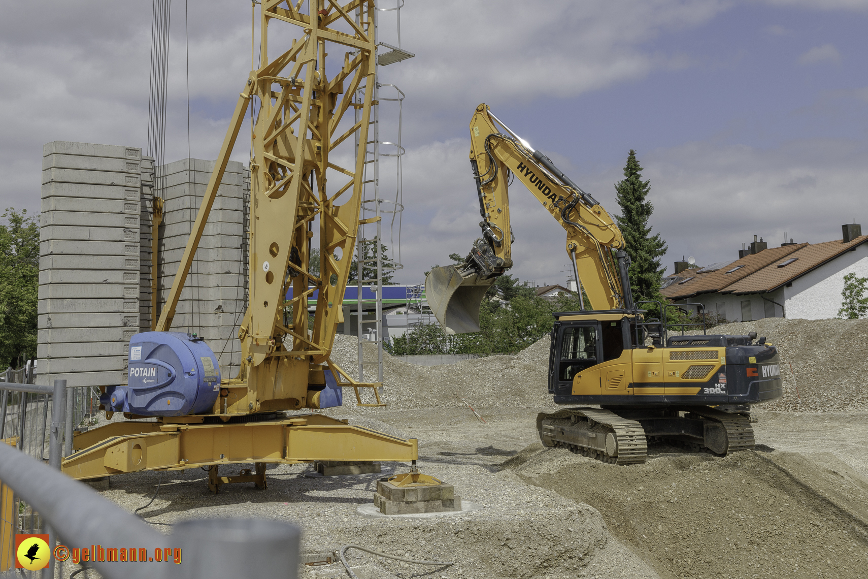 04.06.2024 - Bilder der Baustelle MONACO an der Heinrich-Wieland/Ecke Corinthstrasse in Neuperlach