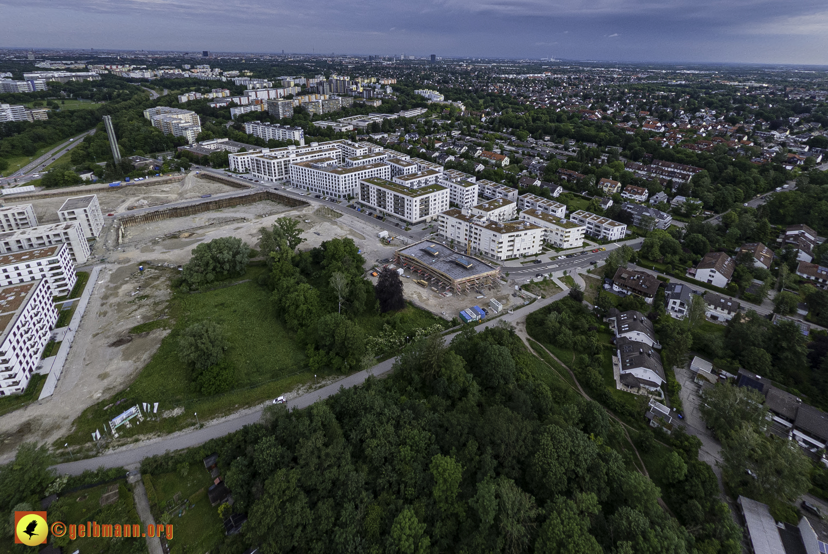 06.06.2024 - Luftbilder der Baustelle Alexisquartier und Pandion Verde in Neuperlach