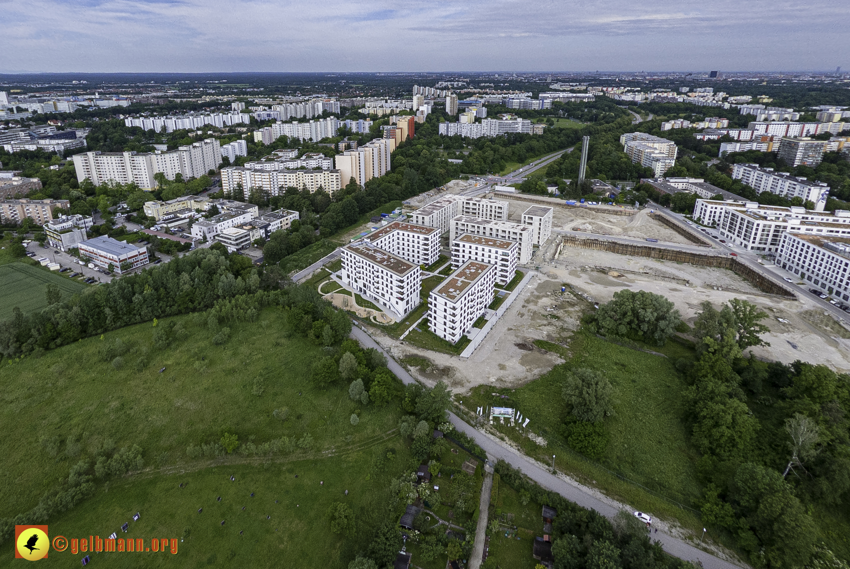 06.06.2024 - Luftbilder der Baustelle Alexisquartier und Pandion Verde in Neuperlach
